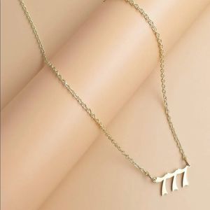 lucky 7s necklace